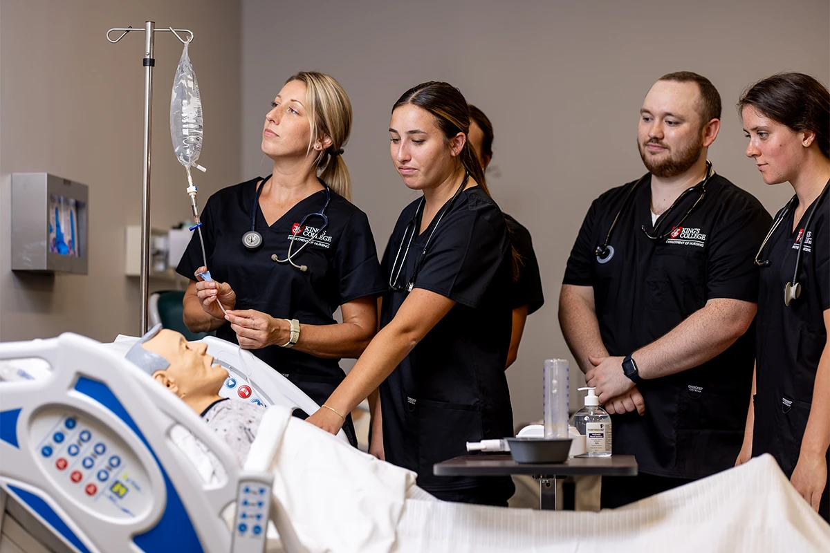 King's nursing students in new health sciences lab
