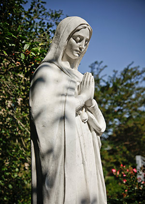 Mary statue art mass card for the deceased