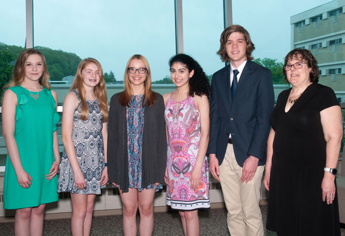 40 Spanish contest winners honored at King’s 